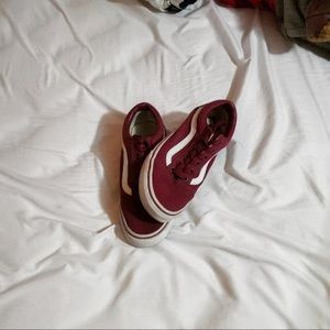 burgundy / maroon old skool vans